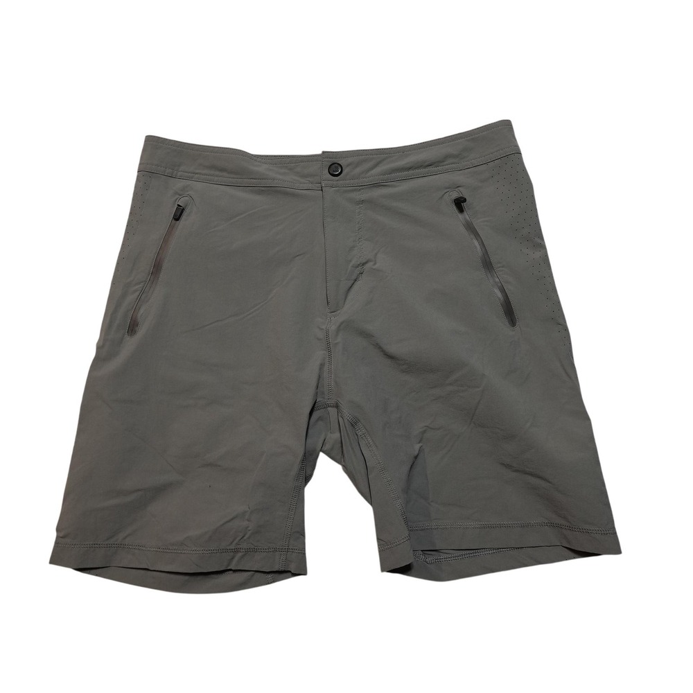 Mack Weldon Shorts Mens Medium Gray Athletic Gym Stretch Zip Pockets 8 Inseam